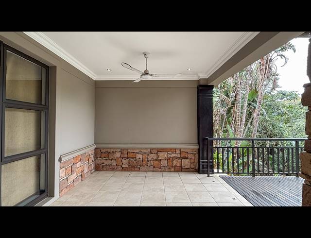 3 BEDROOM TOWNHOUSE FOR SALE IN ZIMBALI ESTATE
